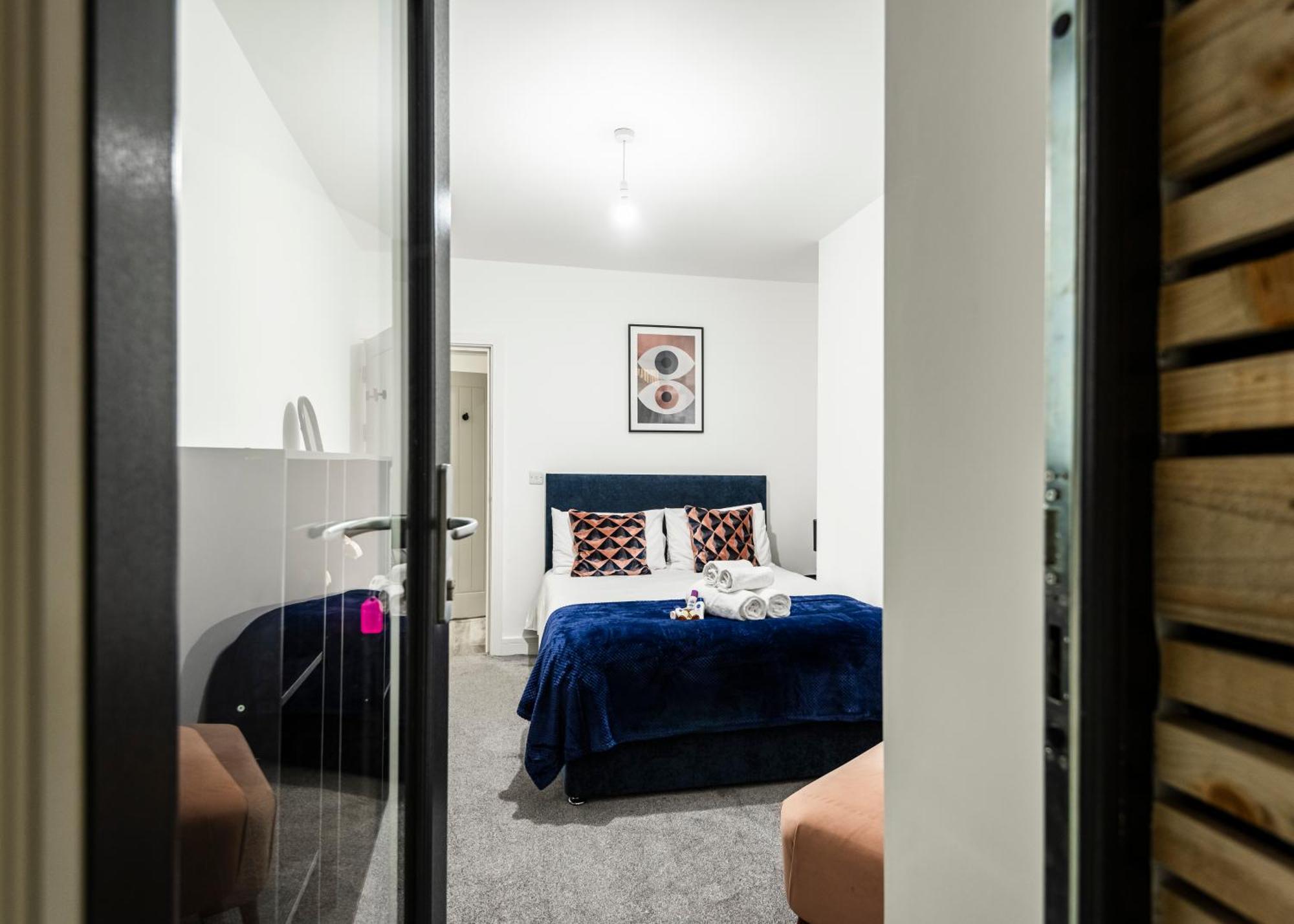 Apartamento Cozy Vibes Refined 2Br Flat Bury  Exterior foto