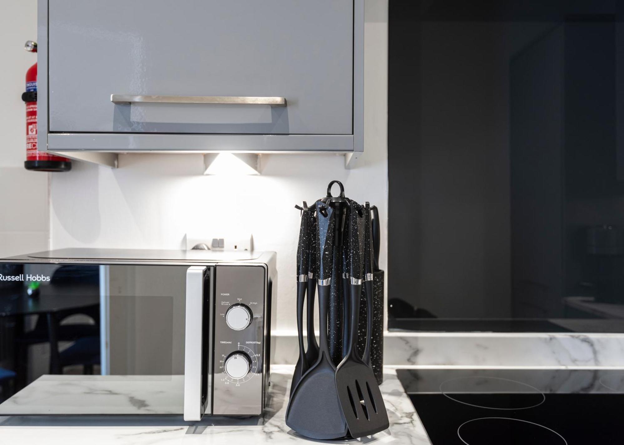 Apartamento Cozy Vibes Refined 2Br Flat Bury  Exterior foto